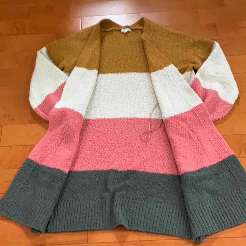 Sweater - Picture 2 of 2